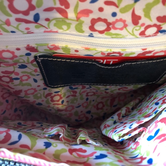 ESPRIT SOHO II PINK NYLON MESSENGER NWT -RARE - Picture 2 of 6